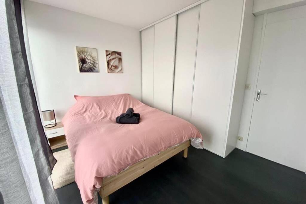 Grand F2 De 47M2 Au 15Eme Etage Dans Une Residence Tres Calme - 017 Rouen Kültér fotó